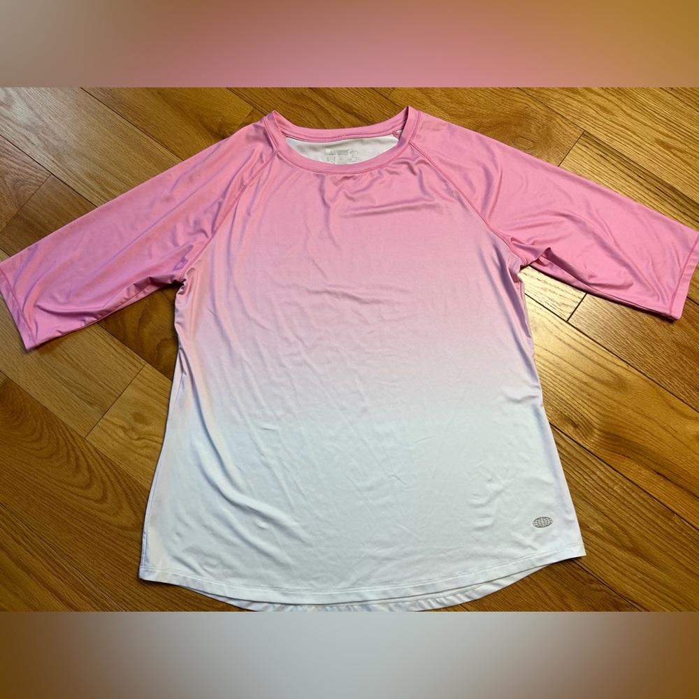 Reel Legends Reel - Tec Women's Size L - Pink Gradient Colors 3/4 Sleeve Active